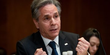 Вашингтон пригрозил Приштине заморозкой отношений из-за эскалации на севере Косово