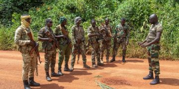 Более 600 бойцов FACA завершили комплексную подготовку в учебном центре Беренго