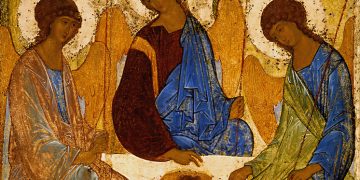 «Троицу» готовят к Литургии в Храме Христа Спасителя