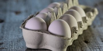 Жители Билибино, где продавали яйца по паспортам, признались, что наелись