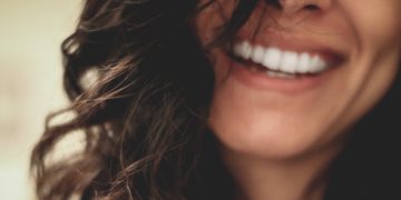 6 неочевидных признаков, что вам пора навестить ортодонта