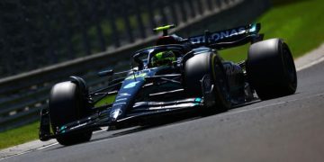 Льюис Хэмилтон впервые за два года выиграл квалификацию в «Формуле-1»