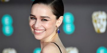 Эмилия Кларк – актриса «Игры престолов» рассказала об операциях на головном мозге