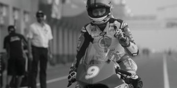 Звезда японского мотоспорта разбился насмерть в гонке в 22 года