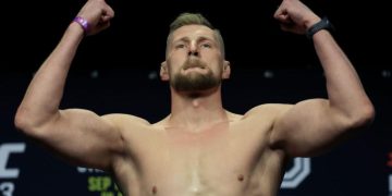 Россиянин Волков победил австралийца на турнире UFC в Сиднее