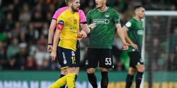 Клуб Карпина проиграл лидеру РПЛ, ведя 2:0