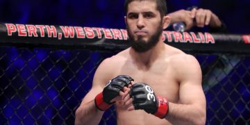 Махачев поднялся на первое место в рейтинге лучших бойцов по версии ESPN