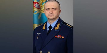 На сайте Минобороны РФ появилась страница с новым главкомом ВКС