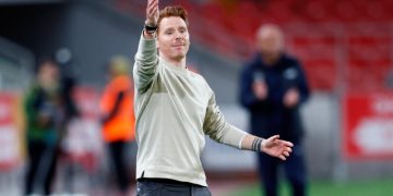 «Отставка без захода в раздевалку». Семин призвал Абаскаля уйти из «Спартака»