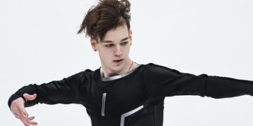 Фигурист Дикиджи выиграл московский этап Гран-при, опередив Кондратюка