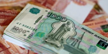 Путин: программа долгосрочных сбережений поможет привлечь 250 млрд рублей