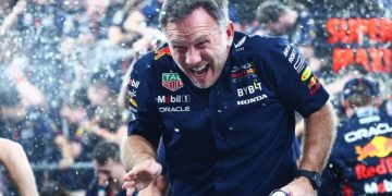 Главу команды «Формулы-1» Red Bull обвинили в непристойном поведении