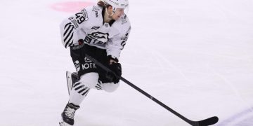 Рекордный гол 23-летнего игрока не спас «Трактор» от проигрыша «Ак Барсу»