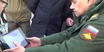 Шойгу проверил организацию учебного процесса в ВУЦ при Тульском госуниверситете