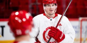 Клуб НХЛ «Детройт» обменял российского форварда в «Сан-Хосе»