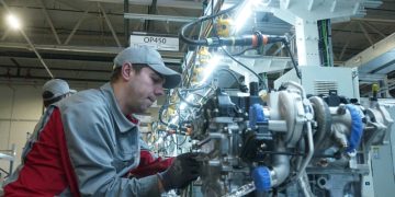 Промышленное производство в России в феврале выросло на 8,5%