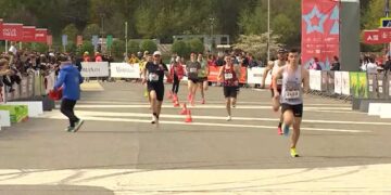 Забег на 5 км прошел в рамках Московского полумарафона в «Лужниках»