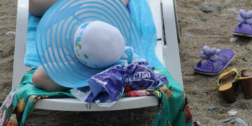 «Шумно, грязно, воняет»: в России стартовал новый курортный сезон