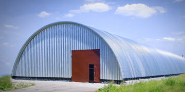 Возводим надежные убежища: Строительство ангаров — от проектирования до монтажа