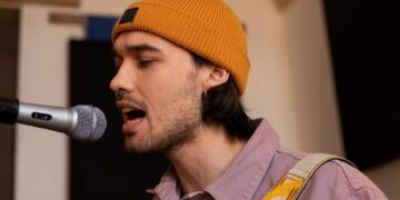 Вокал в нашем времени: Как профессионалы помогают раскрыть голос