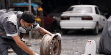 Покраска автомобильных дисков в Москве: как вернуть стиль и защиту колёсам